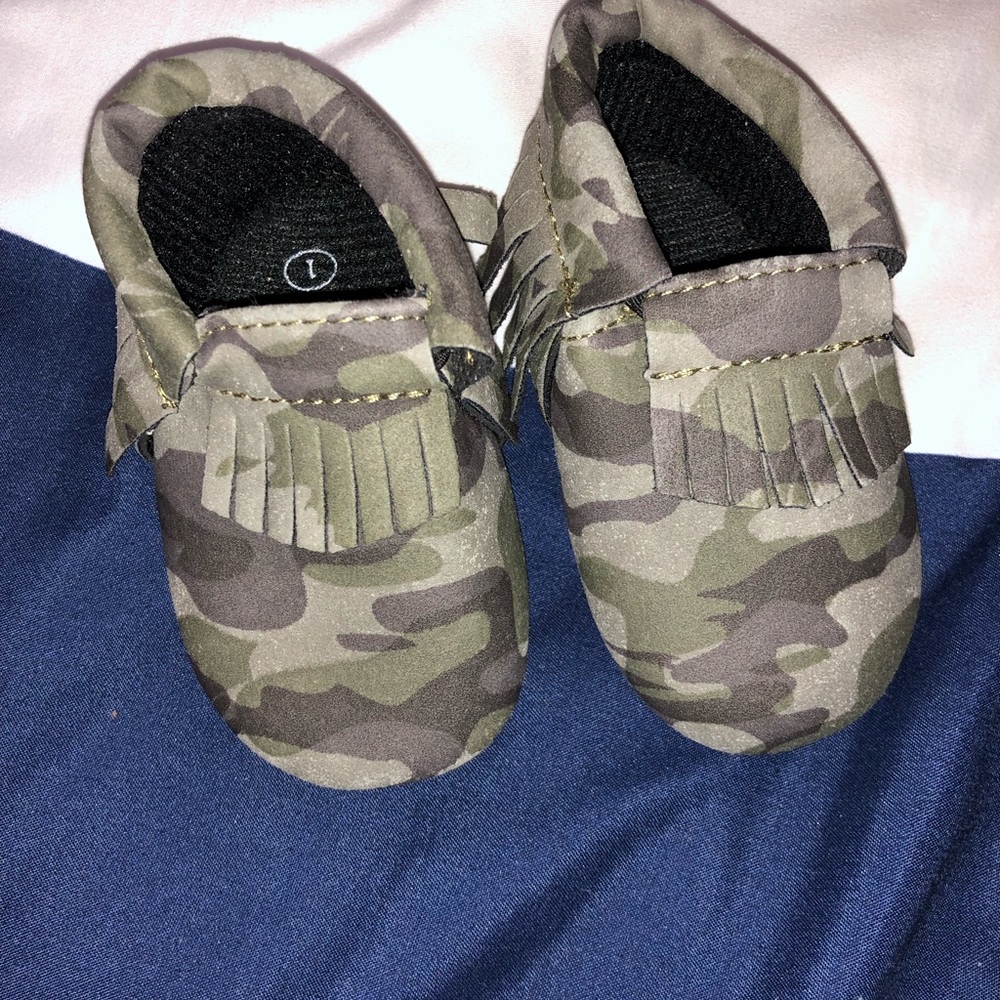 Camo Moccs